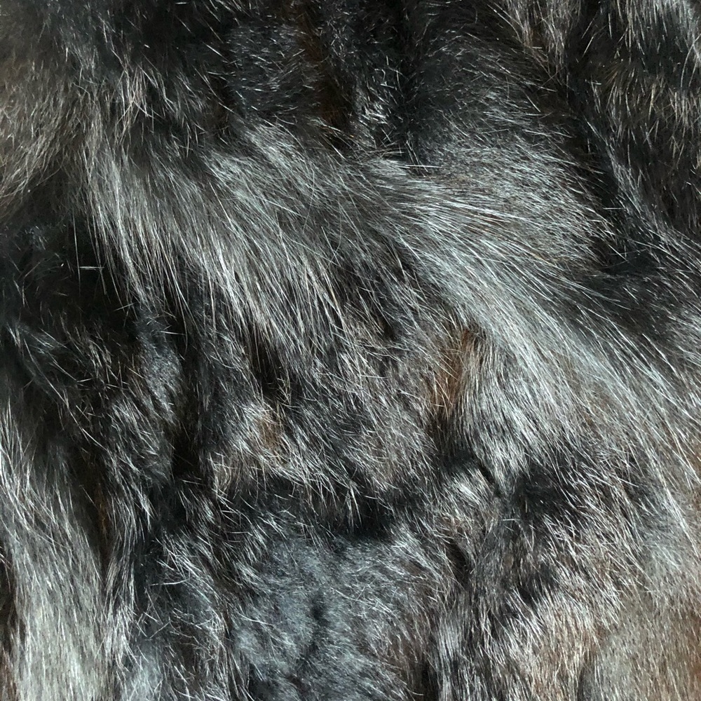 Real Fox + Rabbit Fur Vest - Picture 6 of 9